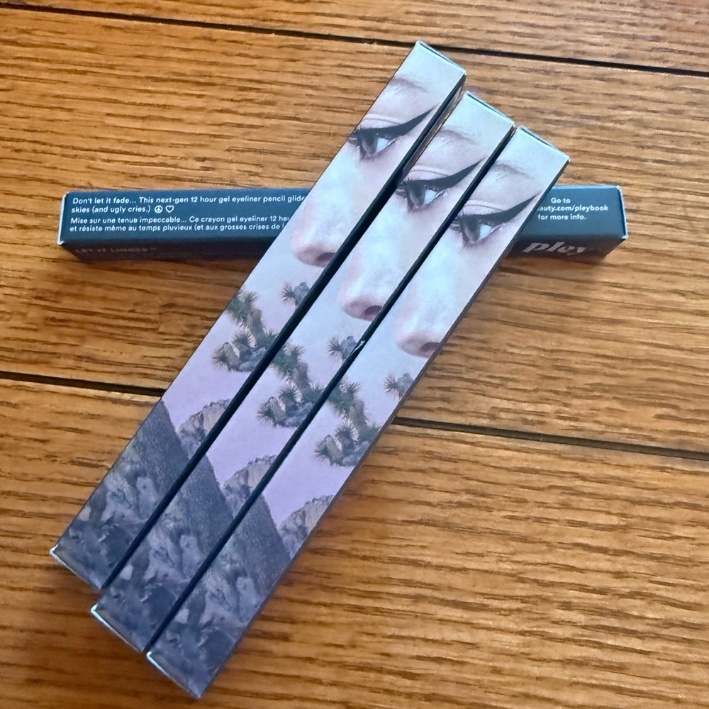 Plum Black Waterproof Eyeliner - Longwear Precision